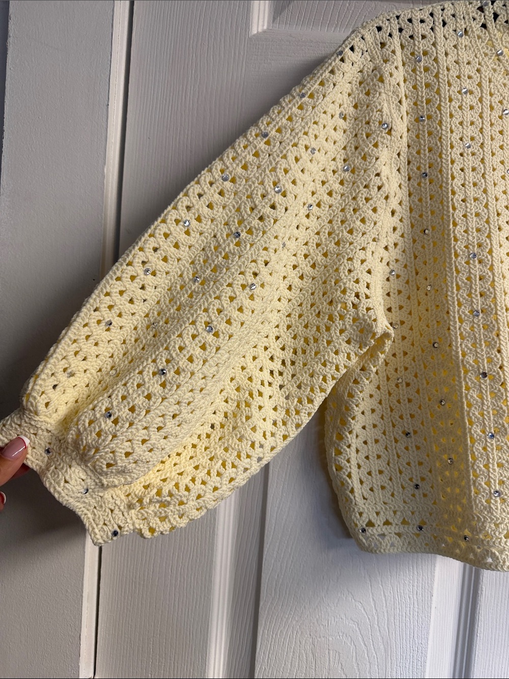 Making Cropped Rhinestone Crochet Cardigan - Picture 6 of 8